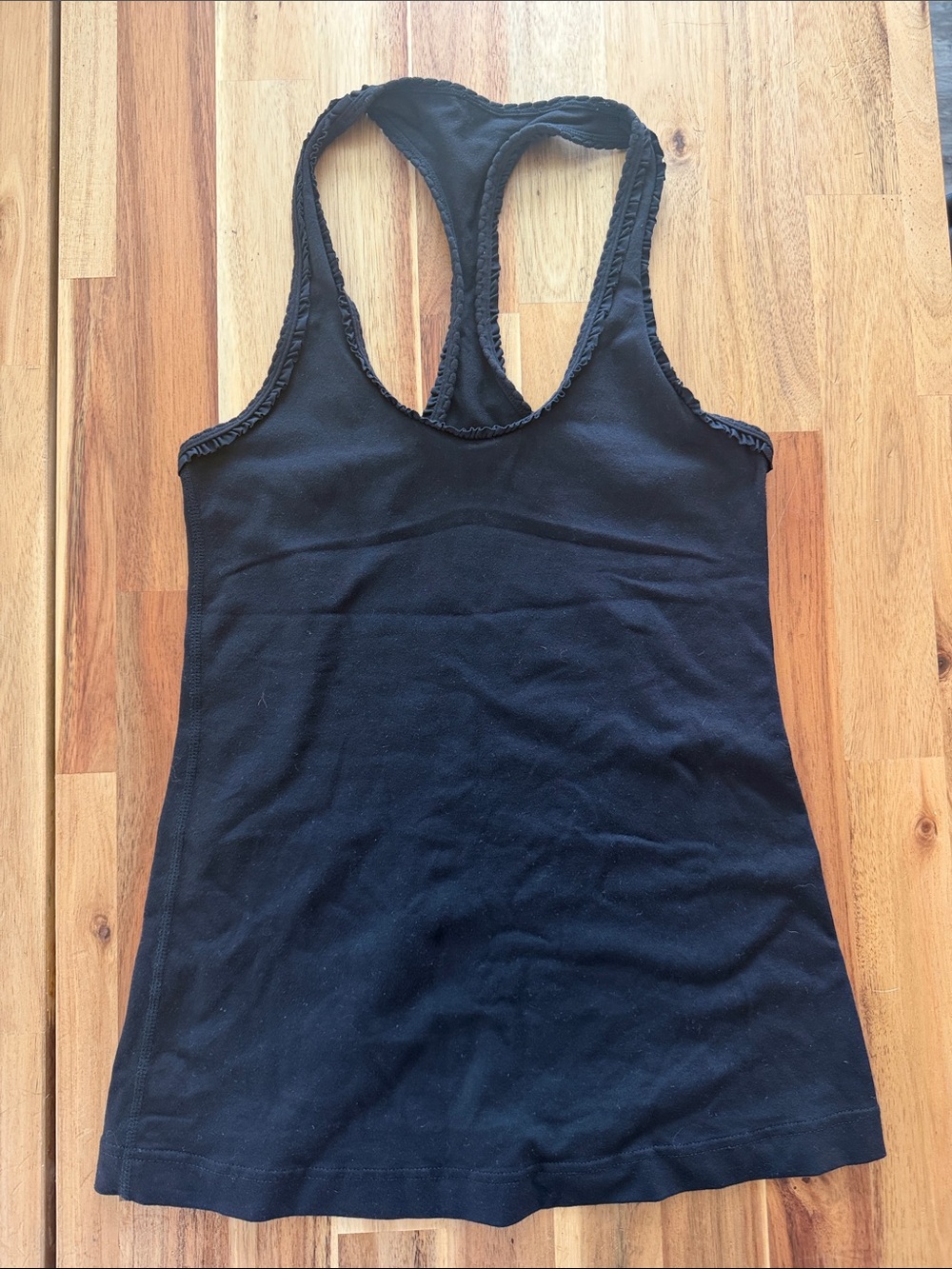 Lululemon ruffle detail tank black size 4